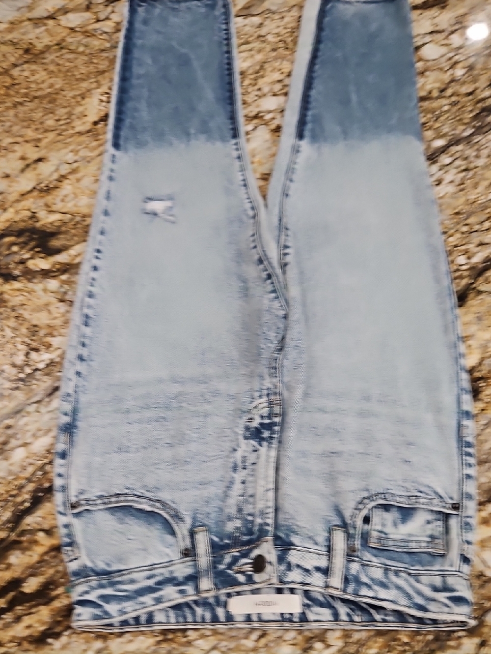 HIDDEN Light Blue Women’s Jeans. Size 26" Inseam 27.5" Rise 10"